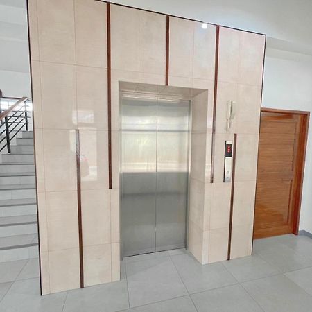 Sc Residences Surat Thani Bagian luar foto
