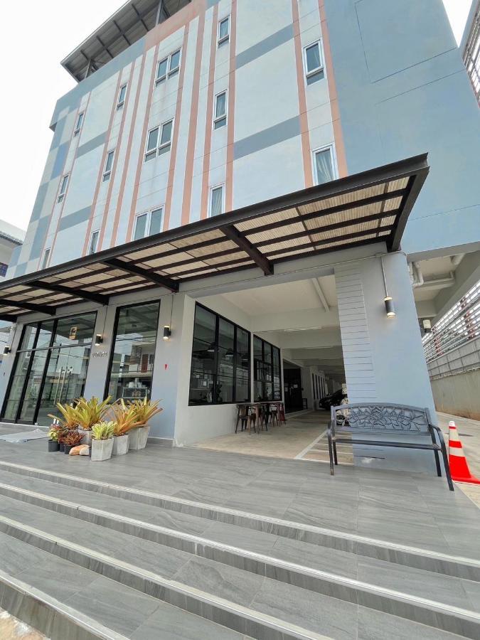 Sc Residences Surat Thani Bagian luar foto