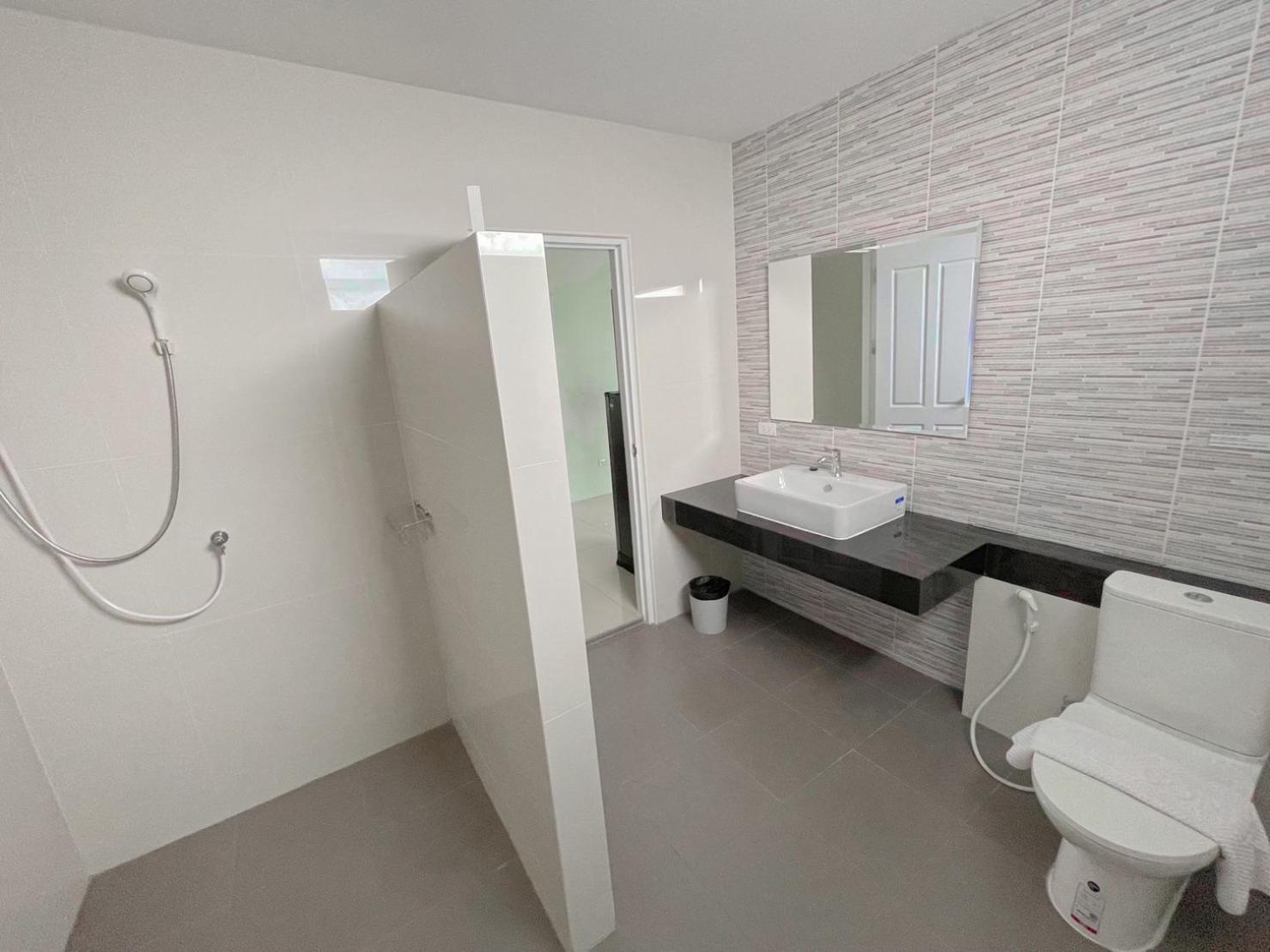 Sc Residences Surat Thani Bagian luar foto