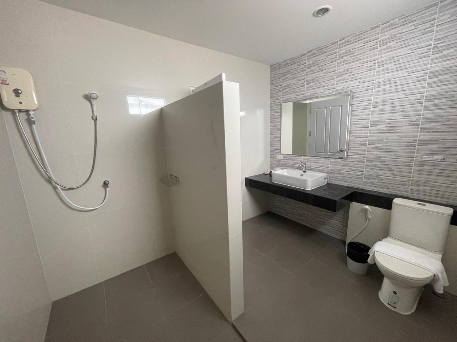 Sc Residences Surat Thani Bagian luar foto